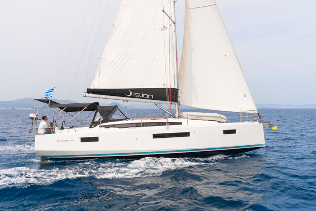 Sun Odyssey 410 - 3 cab. Naias